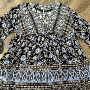 Free People Size Small Moonlight Dance Blue Black Floral Bell Sleeve Boho Tunic